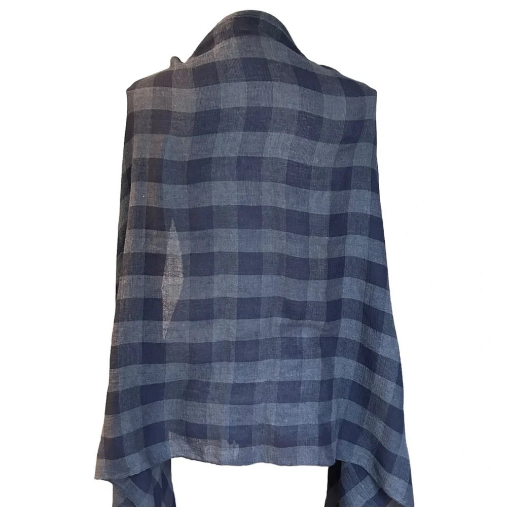 Justin & Taylor Blue Plaid Lightweight Scarf‎ Wrap Fringe Edges Fall Winter NEW